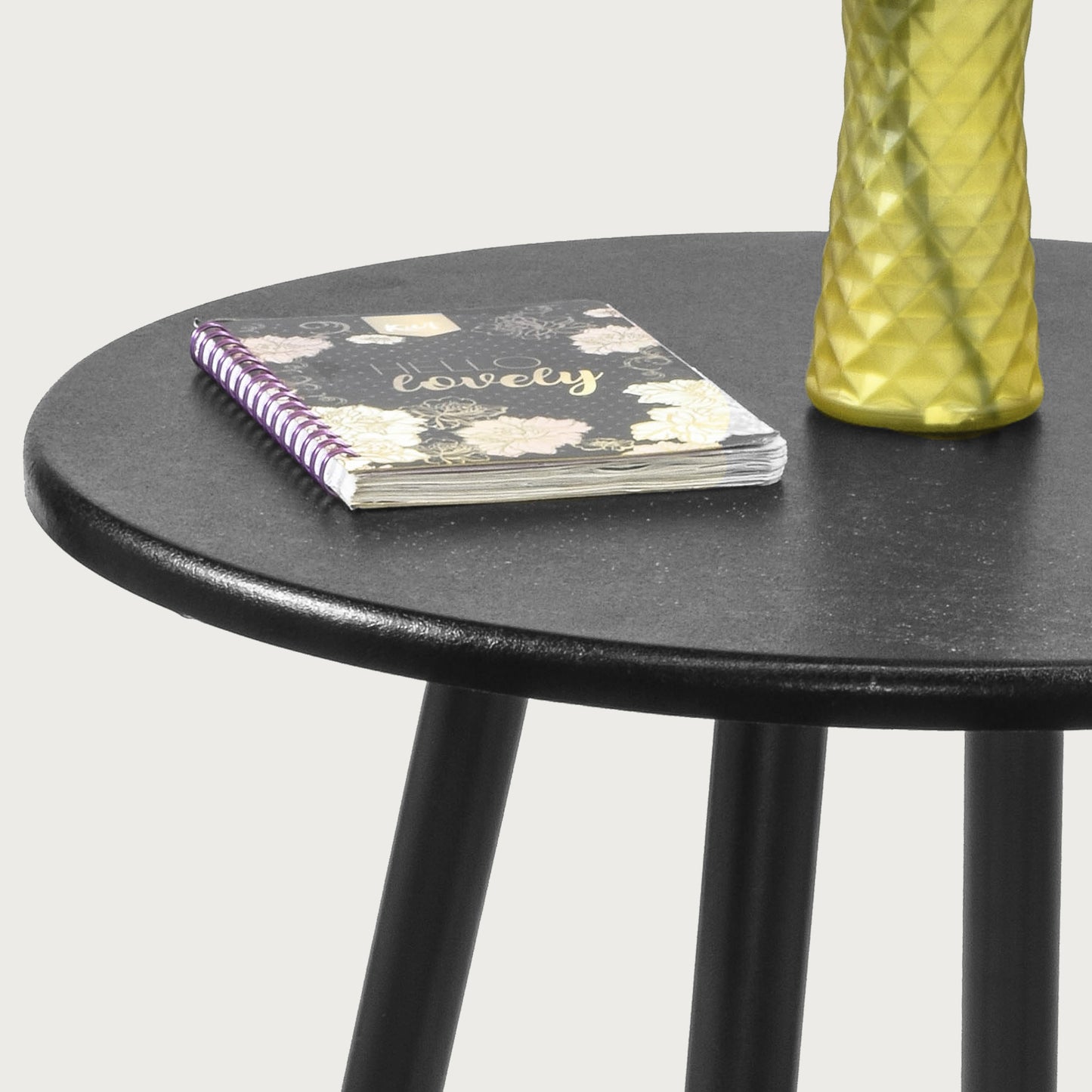 Mesa Auxiliar Bali Circular Estilo Minimalista Negra