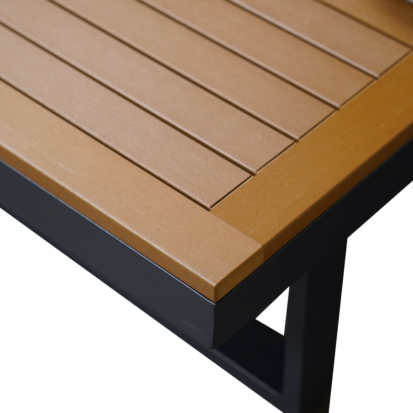 Set de Exterior Saigon Sofá + Mesa de Centro