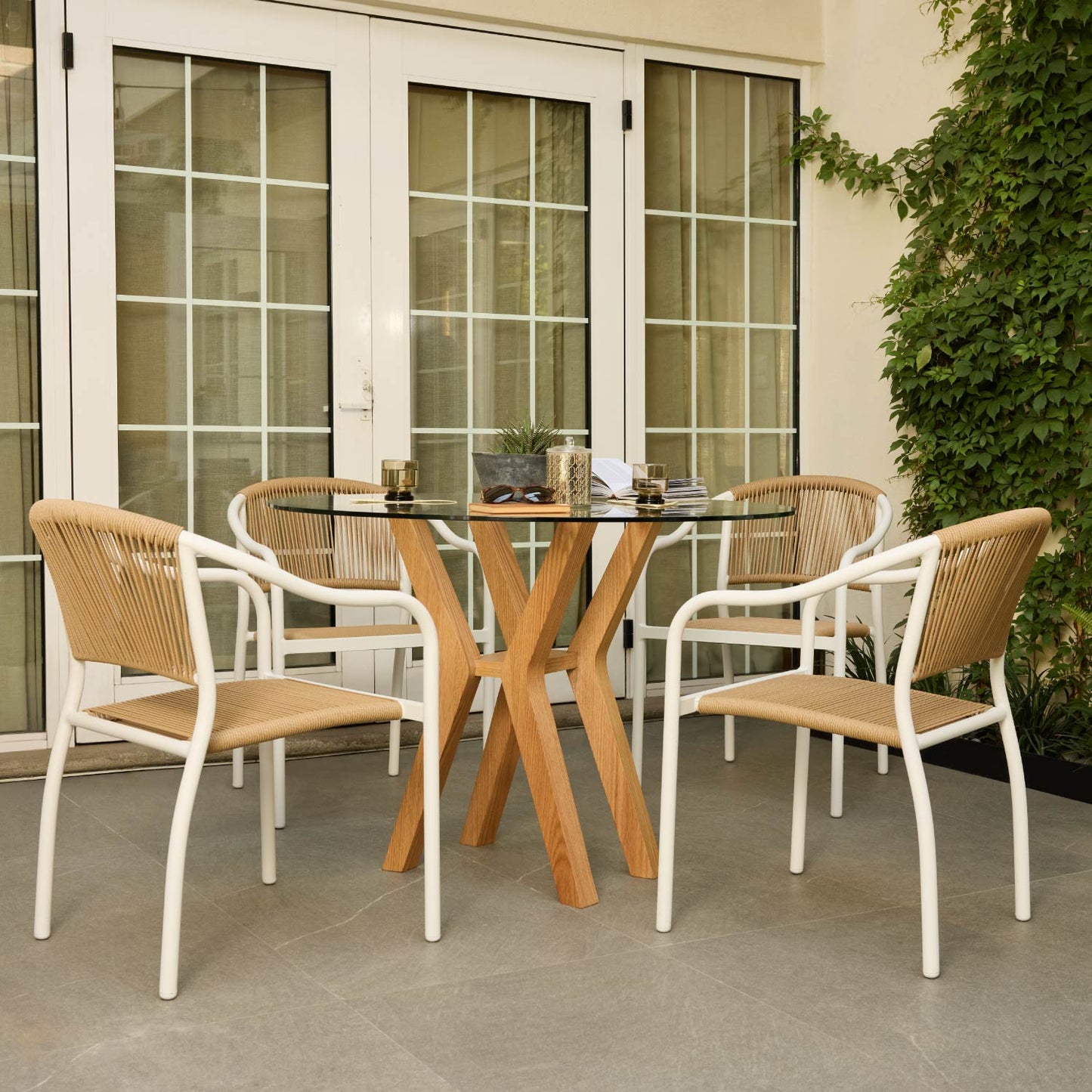 Set 4 Sillas de Exterior de Cuerda de Ratán Sintético Café y Blanco