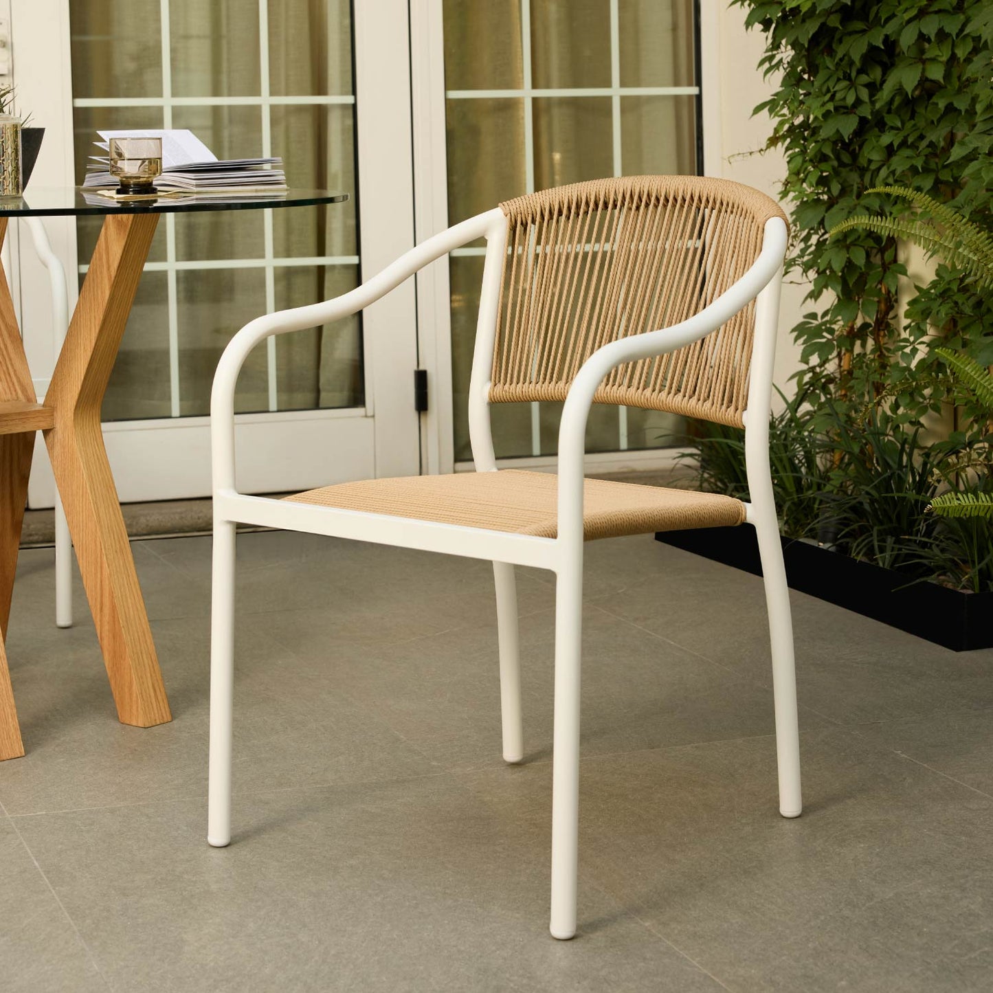 Set 4 Sillas de Exterior de Cuerda de Ratán Sintético Café y Blanco