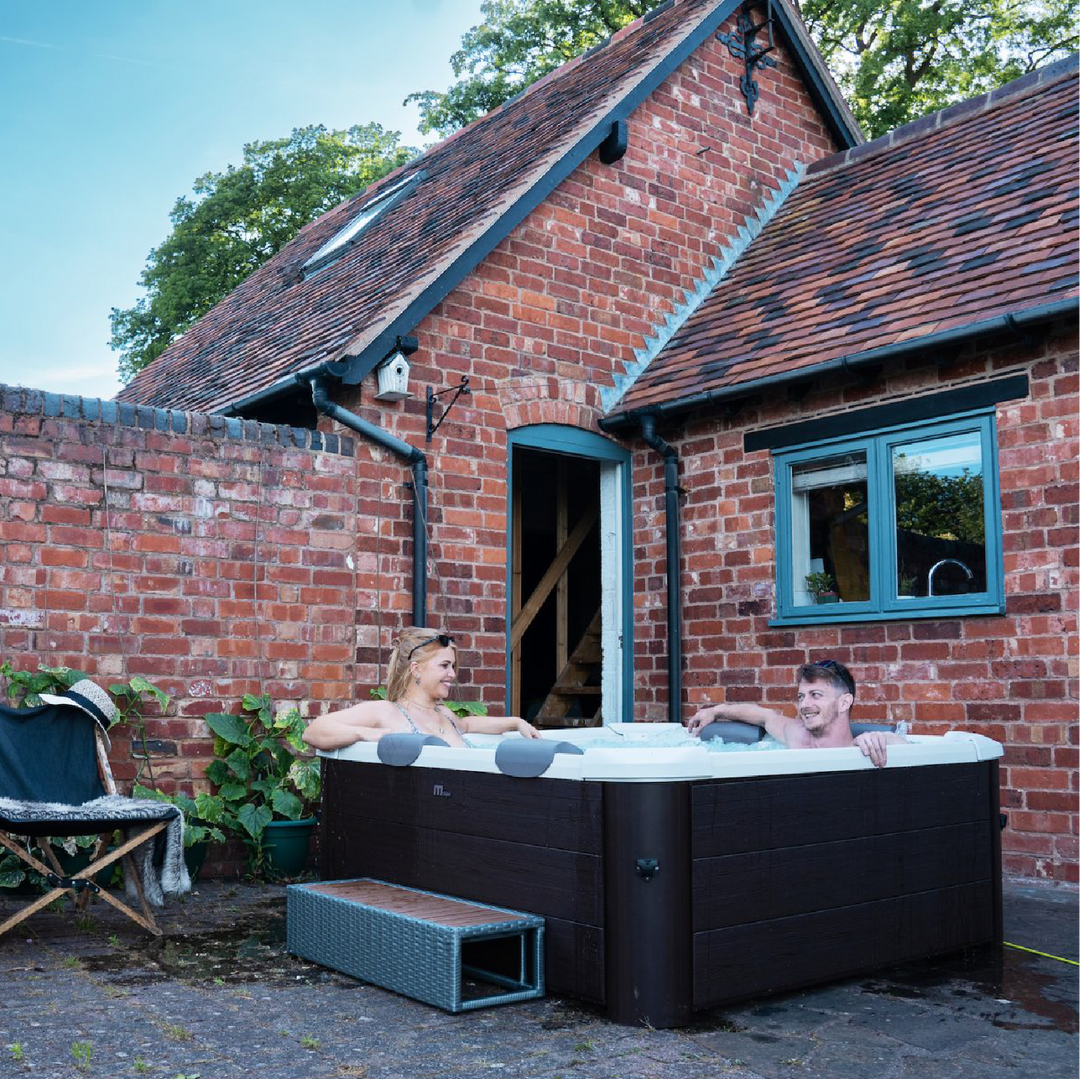 Tina de Hidromasaje: Qué es, cómo funciona y beneficios