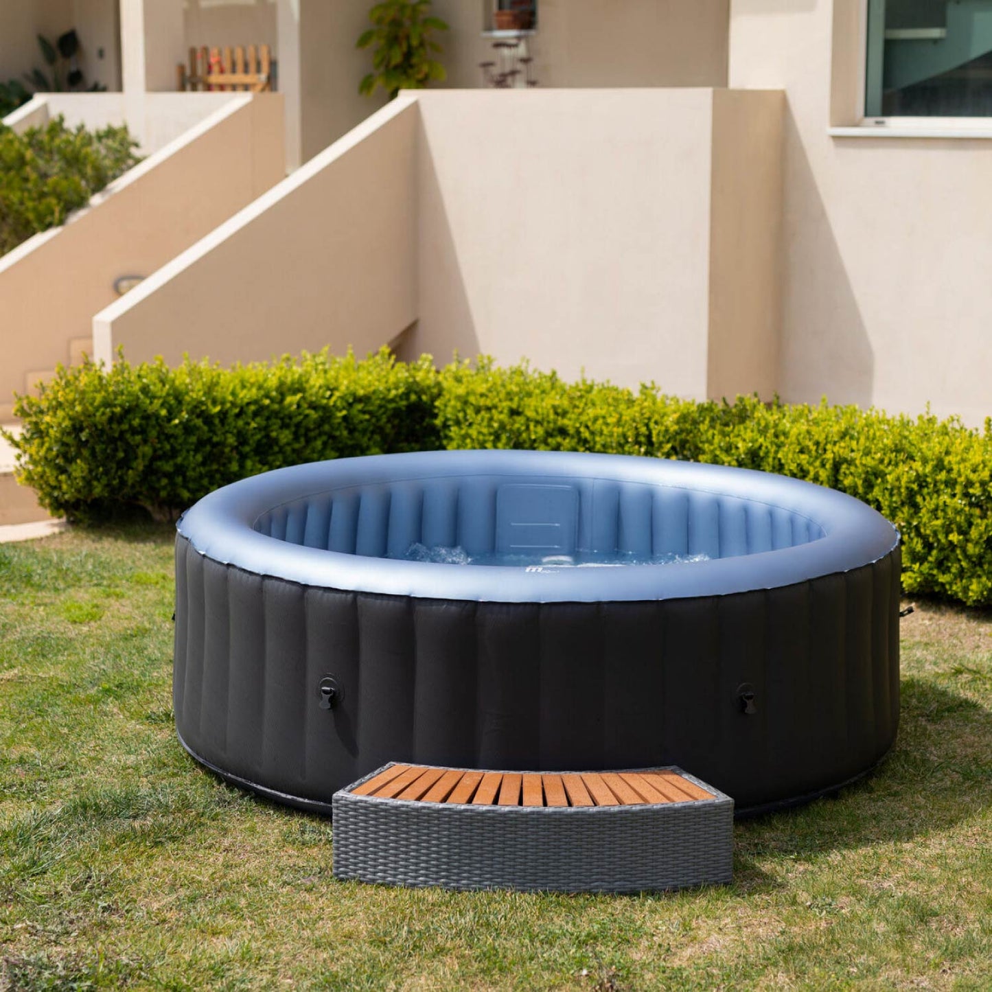 Tina Spa Hidromasaje Inflable Bergen 4 Comfort