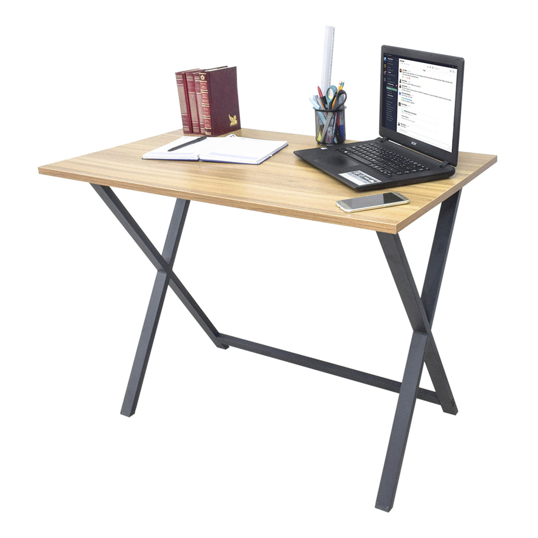 Escritorio Estilo Industrial con Base Cruzada