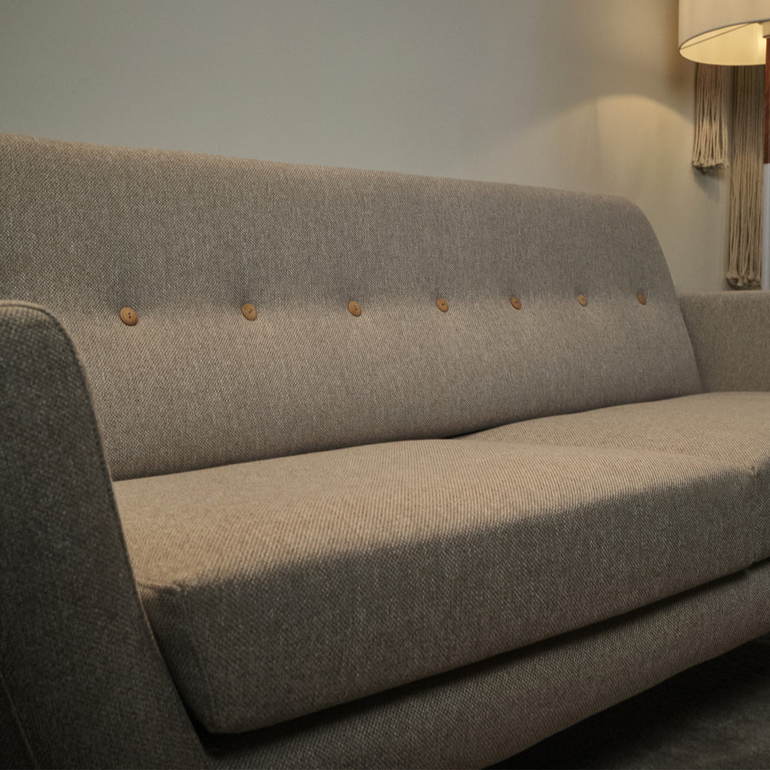 Sofá 3 Plazas Capena Respaldo Capitoné Gris