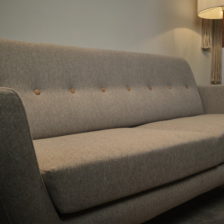 Sofá 3 Plazas Capena Respaldo Capitoné Gris