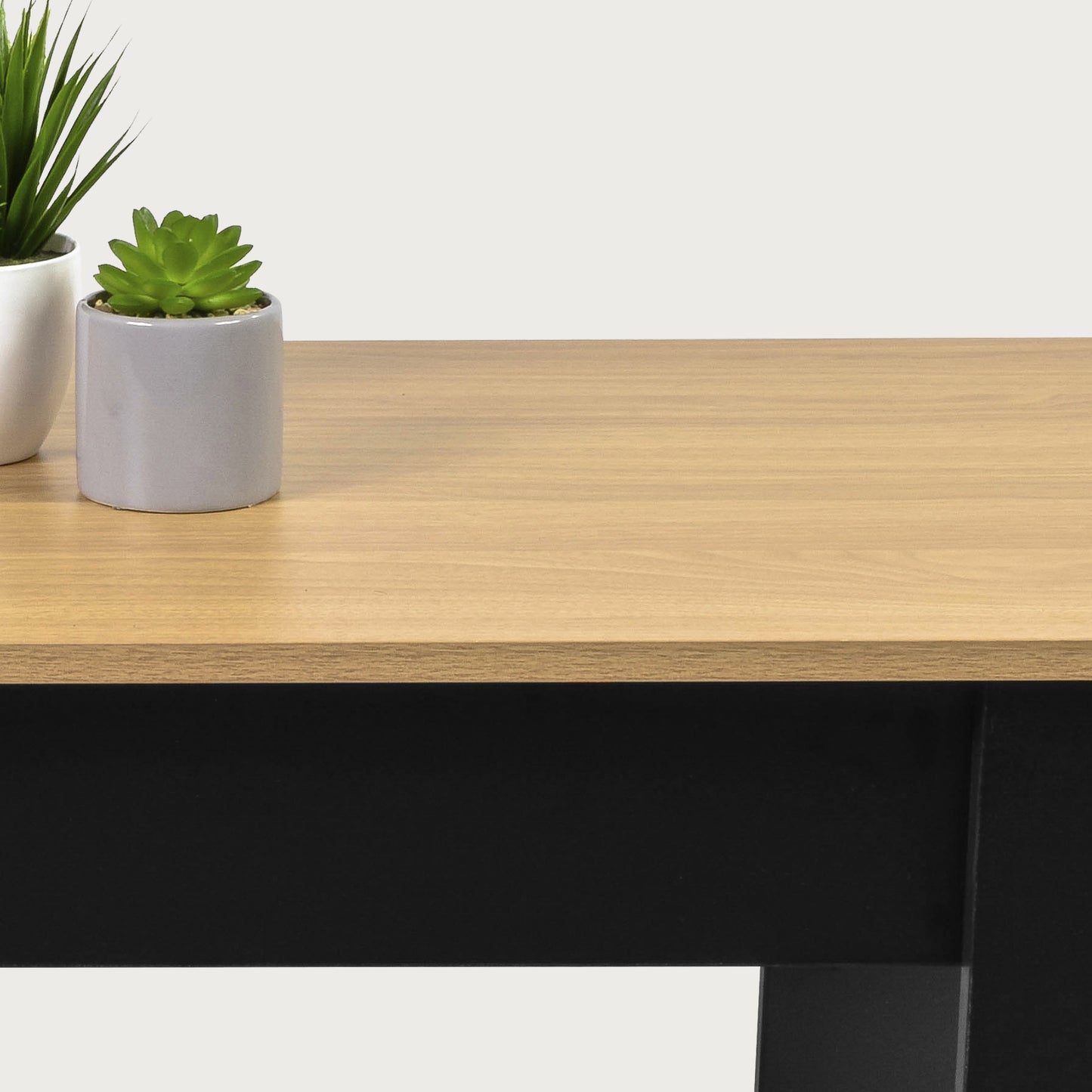Mesa de Centro Nogal con Compartimento Interno Negro y Beige