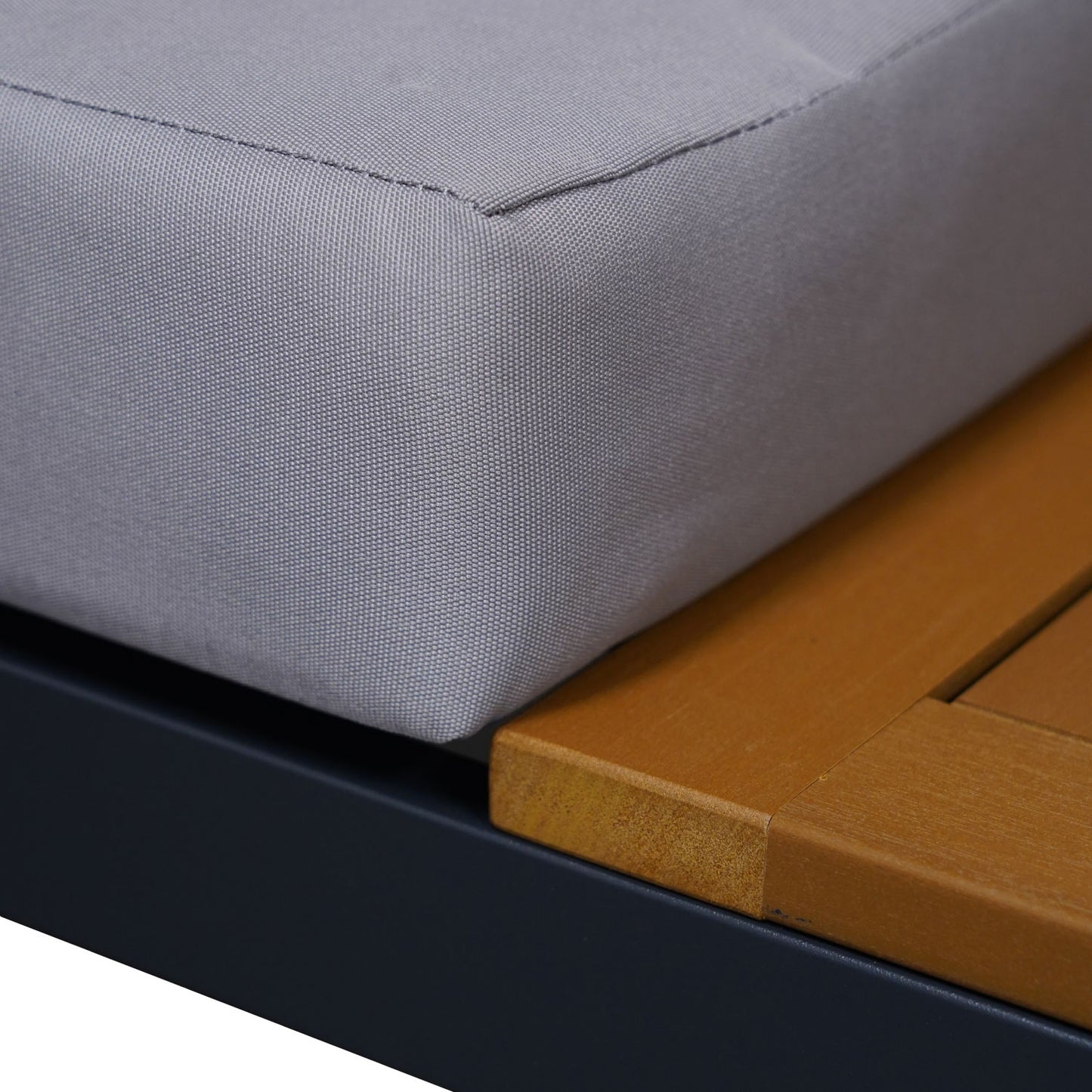 Set de Exterior Saigon Sofá + Mesa de Centro