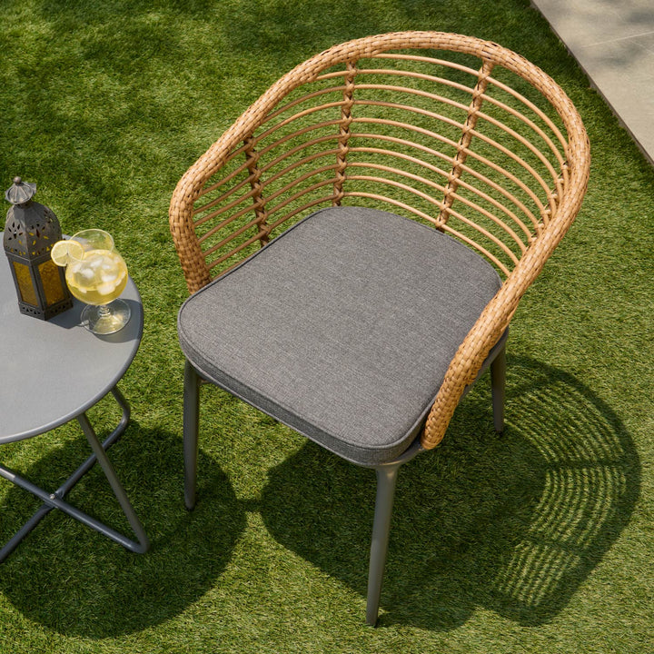 Set 4 Sillas de Exterior con Respaldo de Ratán y Cojín Café y Gris