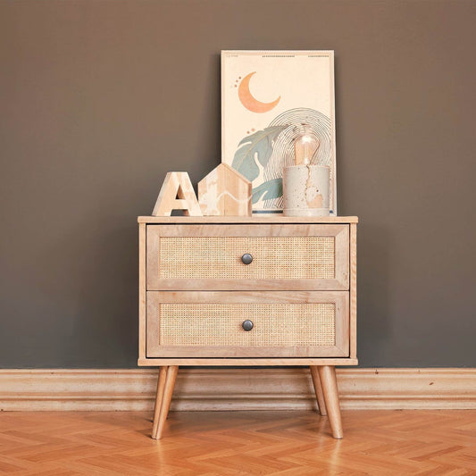 Buró con 2 Cajones de Ratán