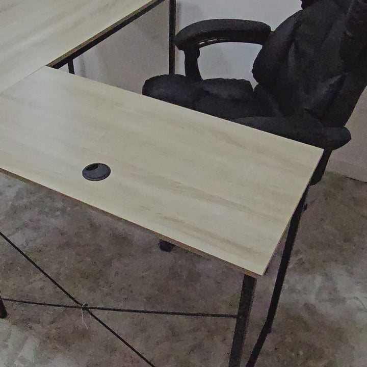 Escritorio con Forma de L Beige y Negro